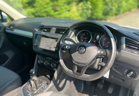 Volkswagen Tiguan SE NAV 2.0 TDI BMT 4MOTION 17