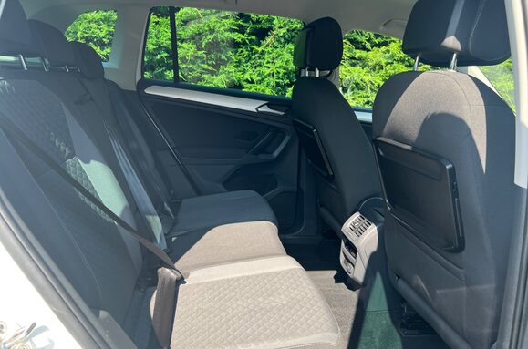 Volkswagen Tiguan SE NAV 2.0 TDI BMT 4MOTION 21