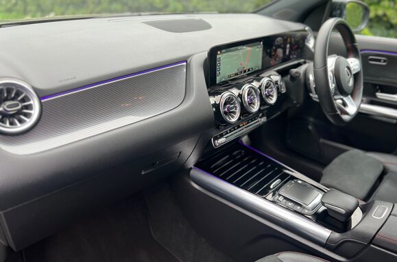 Mercedes-Benz GLA Class GLA 200 AMG LINE EXECUTIVE AUTO 26