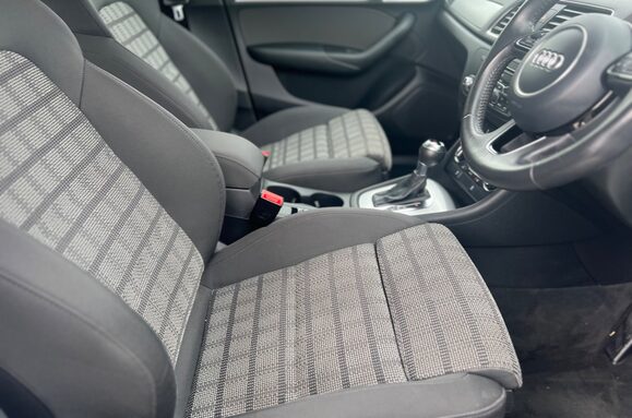Audi Q3 1.4 TFSI SE AUTO SAT NAV 18