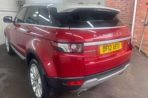 Land Rover Range Rover Evoque 2.2 SD4 PRESTIGE AUTO 1