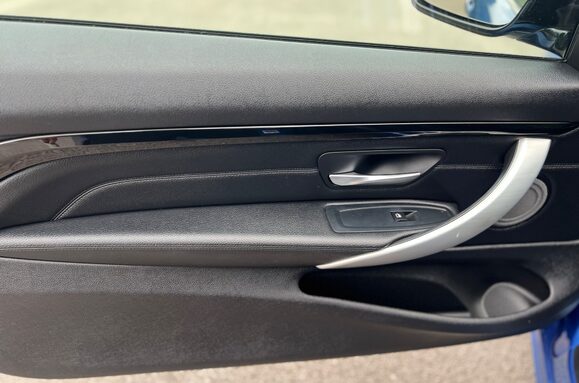 BMW 4 Series 420D M SPORT AUTO COUPE 26