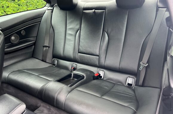 BMW 4 Series 420D M SPORT AUTO COUPE 28