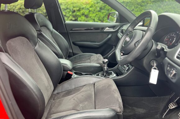 Audi Q3 1.4 TFSI BLACK EDITION £5000 EXTRAS 16
