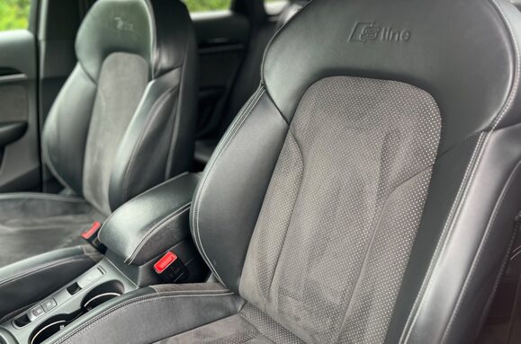 Audi Q3 1.4 TFSI BLACK EDITION £5000 EXTRAS 24