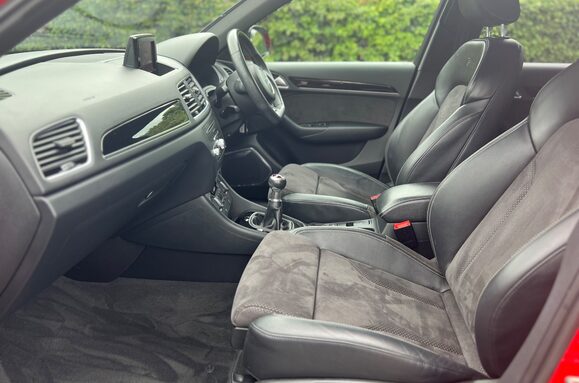 Audi Q3 1.4 TFSI BLACK EDITION £5000 EXTRAS 25