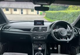 Audi Q3 1.4 TFSI BLACK EDITION £5000 EXTRAS 32