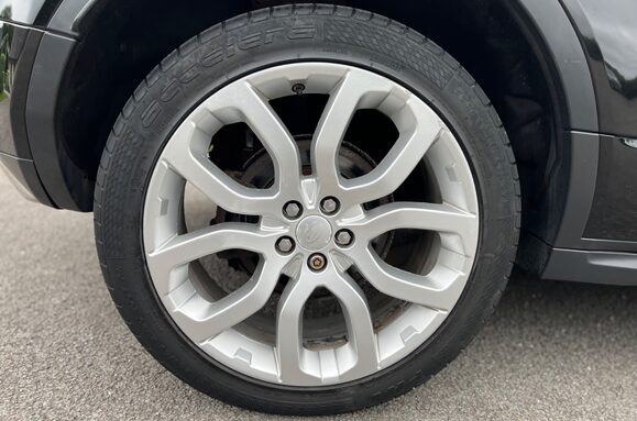 Land Rover Range Rover Evoque 2.2 SD4 DYNAMIC PANORAMIC SUNROOF 9