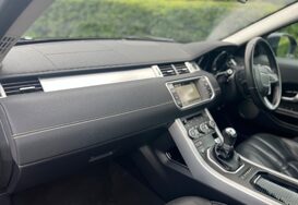Land Rover Range Rover Evoque 2.2 SD4 DYNAMIC PANORAMIC SUNROOF 26