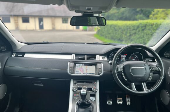 Land Rover Range Rover Evoque 2.2 SD4 DYNAMIC PANORAMIC SUNROOF 32