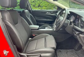 Vauxhall Insignia 2.0 TDi SRI NAV AUTO TOURER ESTATE 16