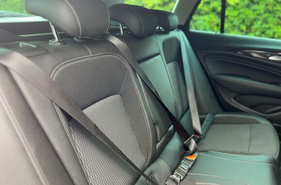 Vauxhall Insignia 2.0 TDi SRI NAV AUTO TOURER ESTATE 20