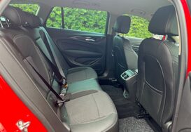 Vauxhall Insignia 2.0 TDi SRI NAV AUTO TOURER ESTATE 21