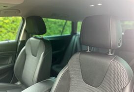 Vauxhall Insignia 2.0 TDi SRI NAV AUTO TOURER ESTATE 23