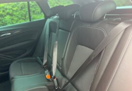 Vauxhall Insignia 2.0 TDi SRI NAV AUTO TOURER ESTATE 29