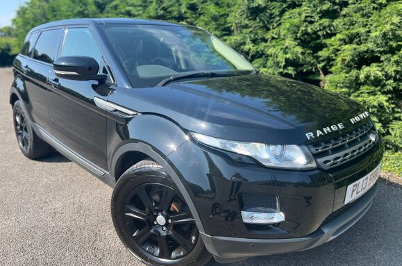 Land Rover Range Rover Evoque 2.2 SD4 PURE TECH AUTO PAN ROOF 2