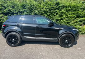 Land Rover Range Rover Evoque 2.2 SD4 PURE TECH AUTO PAN ROOF 6