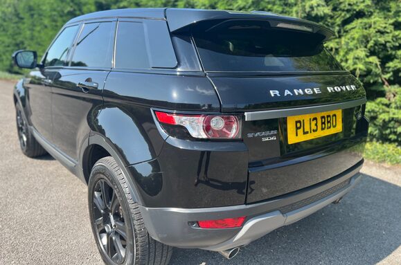 Land Rover Range Rover Evoque 2.2 SD4 PURE TECH AUTO PAN ROOF 12