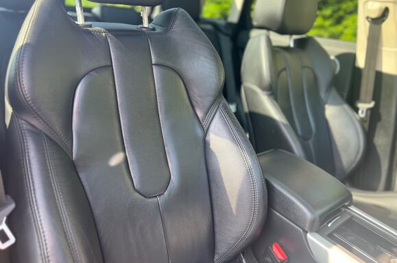 Land Rover Range Rover Evoque 2.2 SD4 PURE TECH AUTO PAN ROOF 15