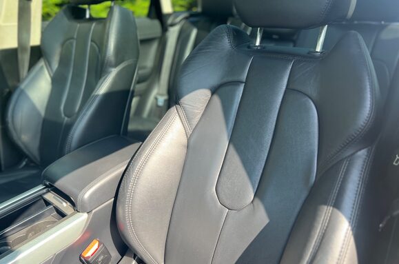 Land Rover Range Rover Evoque 2.2 SD4 PURE TECH AUTO PAN ROOF 24