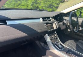 Land Rover Range Rover Evoque 2.2 SD4 PURE TECH AUTO PAN ROOF 26