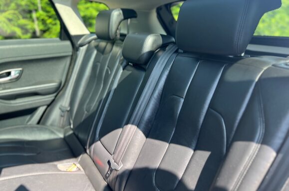 Land Rover Range Rover Evoque 2.2 SD4 PURE TECH AUTO PAN ROOF 29
