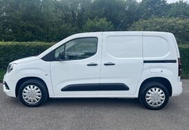Vauxhall Combo L1H1 2300 SPORTIVE S/S 11