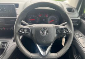 Vauxhall Combo L1H1 2300 SPORTIVE S/S 25
