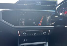 Audi Q3 2.0 TFSI QUATTRO SPORT AUTOMATIC 33