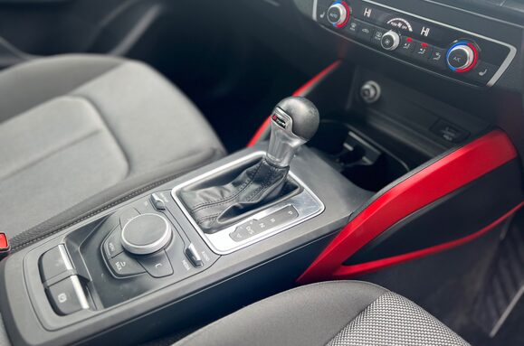 Audi Q2 2.0 TDI QUATTRO SPORT AUTO 23