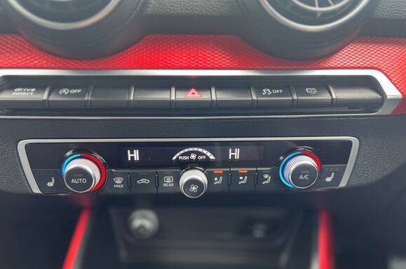Audi Q2 2.0 TDI QUATTRO SPORT AUTO 40