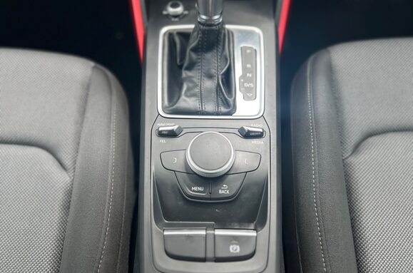 Audi Q2 2.0 TDI QUATTRO SPORT AUTO 41