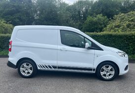 Ford Transit Courier 1.0 LIMITED L1 EURO 6 VAN 6