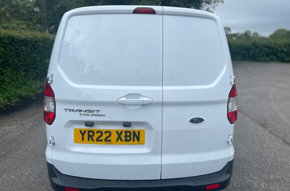 Ford Transit Courier 1.0 LIMITED L1 EURO 6 VAN 8