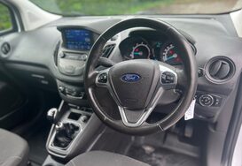 Ford Transit Courier 1.0 LIMITED L1 EURO 6 VAN 17