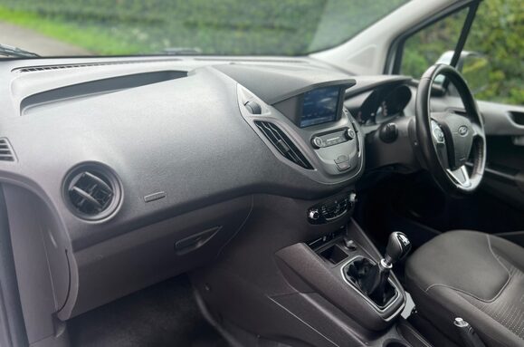 Ford Transit Courier 1.0 LIMITED L1 EURO 6 VAN 22
