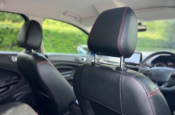 Ford Ecosport ST-LINE 19