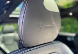Volvo XC60 2.0 D4 R-DESIGN AWD AUTO GLASS PANORAMIC ROOF 17