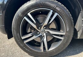 Volvo XC60 2.0 D4 R-DESIGN AWD AUTO GLASS PANORAMIC ROOF 19