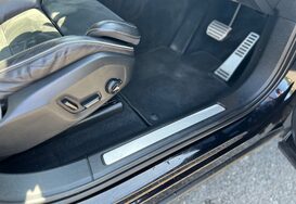 Volvo XC60 2.0 D4 R-DESIGN AWD AUTO GLASS PANORAMIC ROOF 21