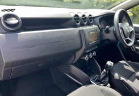 Dacia Duster 1.6 SCe Comfort 4WD Selectable Euro 6 26