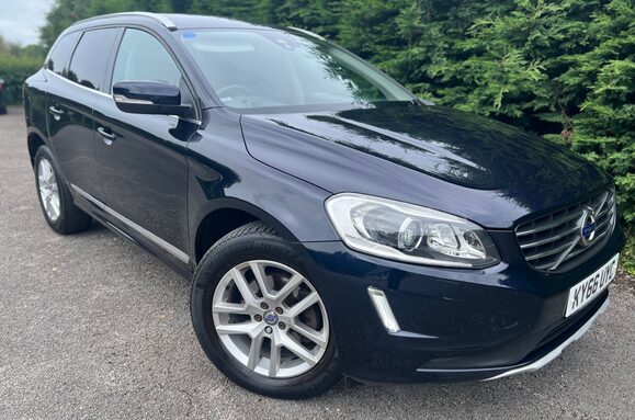 Volvo XC60 2.4 D5 SE LUX NAV AWD AUTO 2