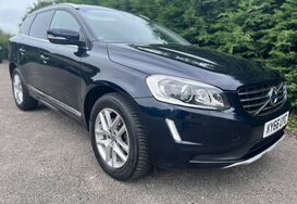 Volvo XC60 2.4 D5 SE LUX NAV AWD AUTO 5