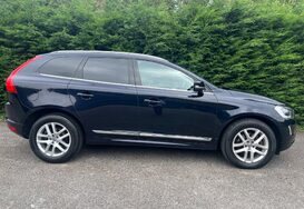 Volvo XC60 2.4 D5 SE LUX NAV AWD AUTO 6