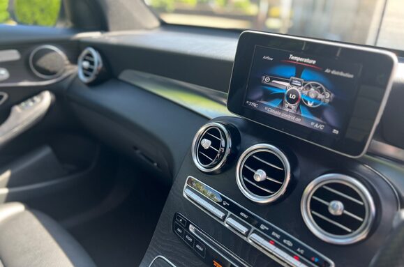 Mercedes-Benz GLC GLC 250 D 4MATIC AMG LINE PREMIUM PAN ROOF 20