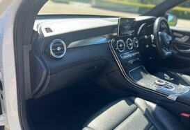 Mercedes-Benz GLC GLC 250 D 4MATIC AMG LINE PREMIUM PAN ROOF 30