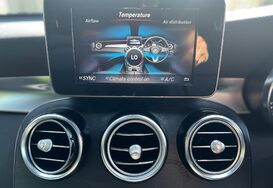 Mercedes-Benz GLC GLC 250 D 4MATIC AMG LINE PREMIUM PAN ROOF 39