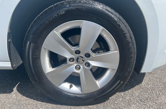 Skoda Kamiq 1.0 S TSI 15