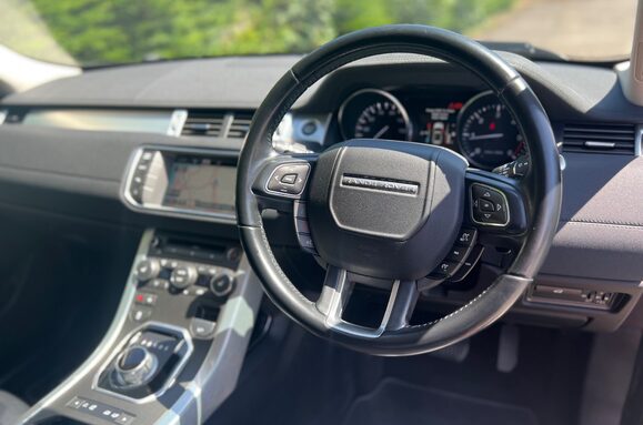 Land Rover Range Rover Evoque 2.2 SD4 PURE TECH AUTO 16