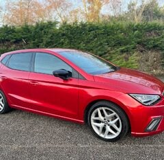 SEAT Ibiza 1.0 TSI FR 5 DOOR 4
